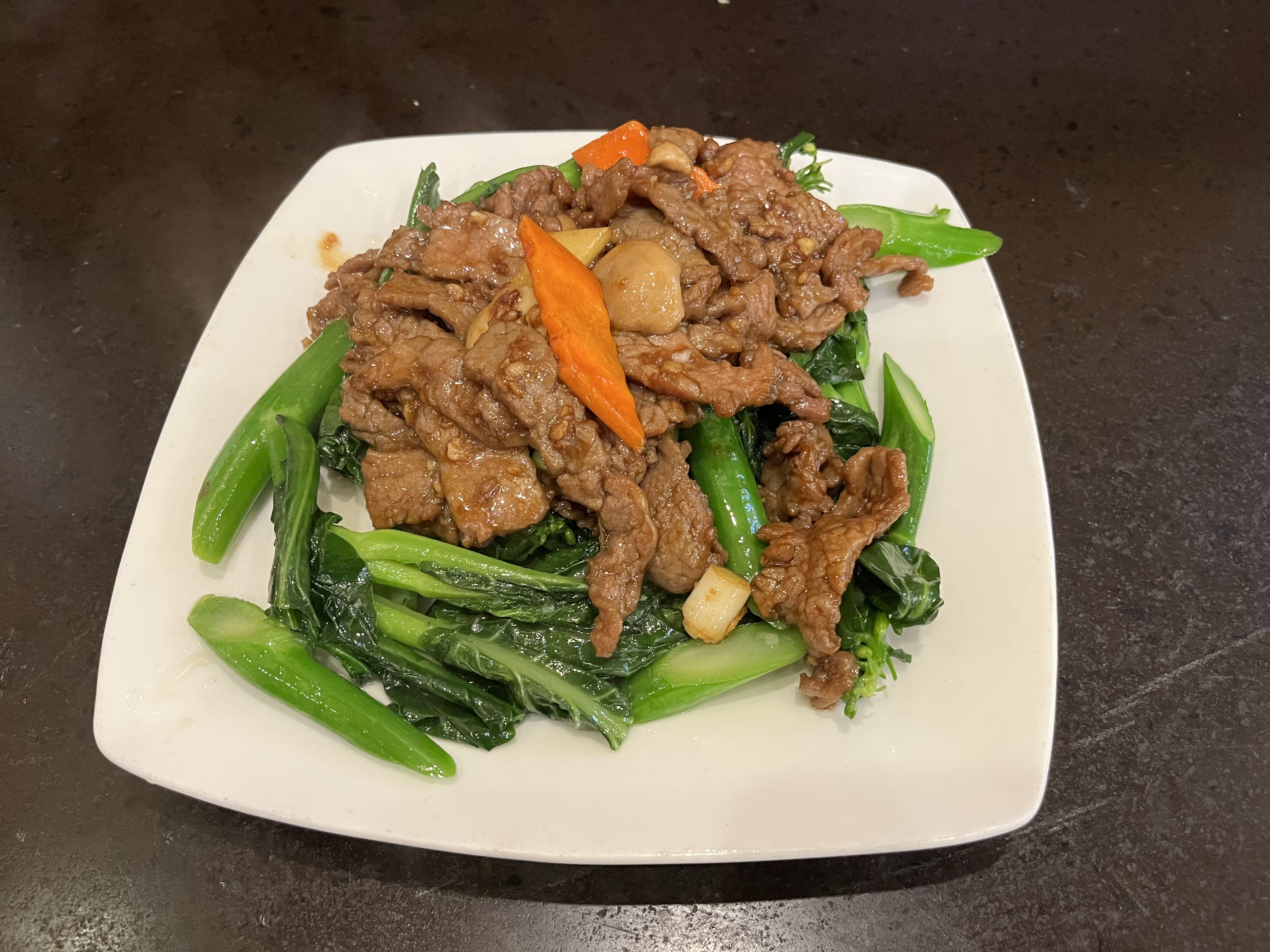 Sautéed Beef Brisket with Chinese Broccoli in Sugar‑Wine Sauce